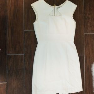 🎉Host Pick! 🎉Antonio Melani | Cream Shift Dress